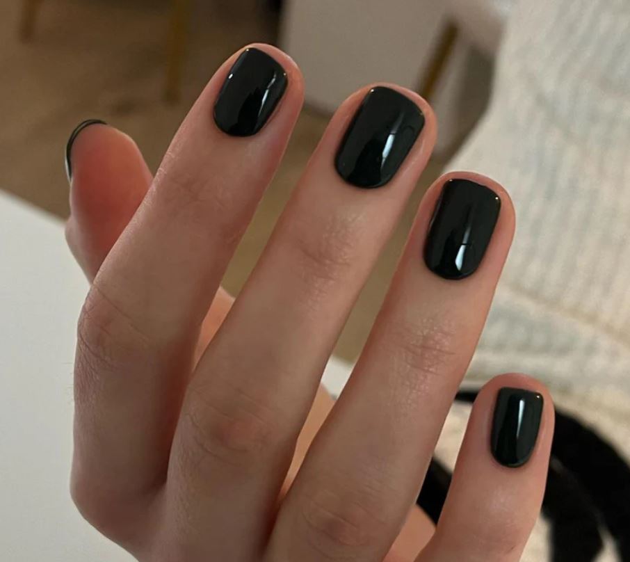 Black Solid Squoval